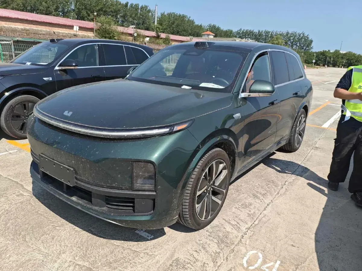 2024 Li L8 Range Extended 154HP REEV 52.3KWH