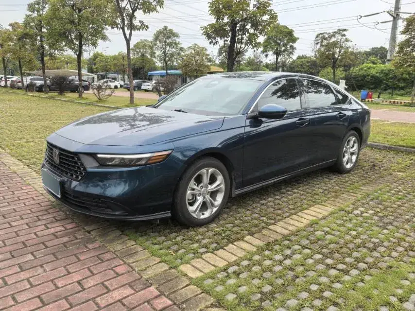 2023 Honda Accord 1.5T 192HP L4 CVT