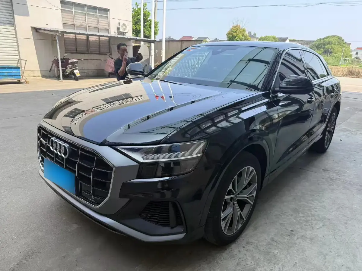 2022 Audi Q8 2.0T 245HP L4 8AT