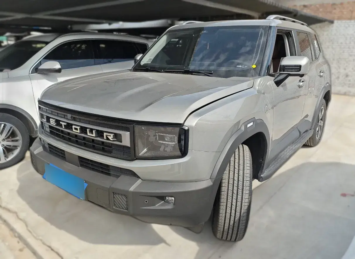 2025 Jetour Freeman 1.5T 184HP L4 7DCT