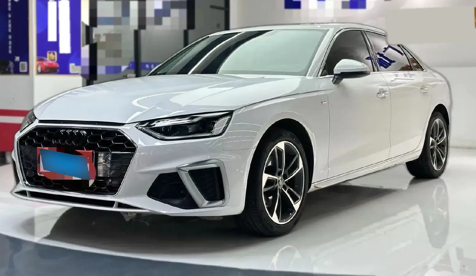 2022 Audi A4L 2.0T 190HP L4 7DCT
