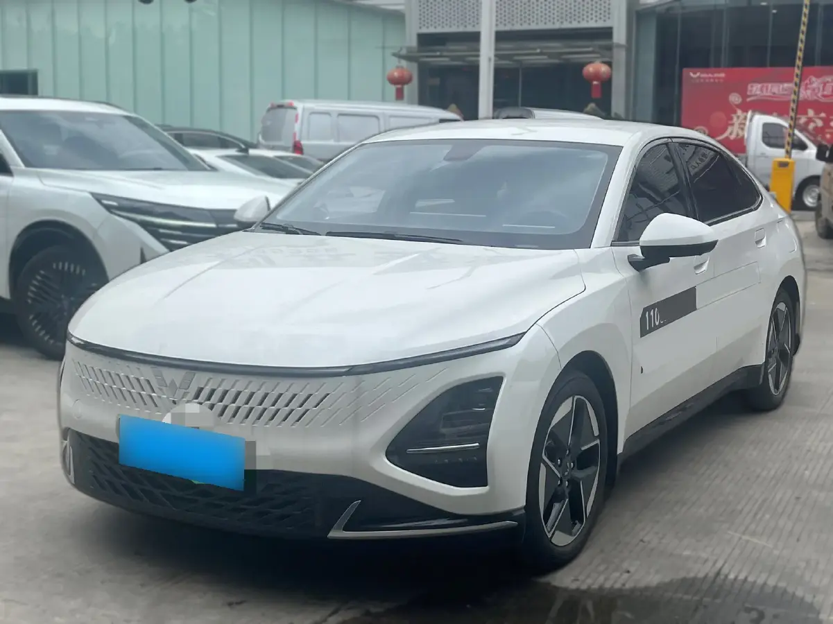 2023 WuLing XingGuang 1.5L 106HP L4 E-CVT PHEV 20.5KWH