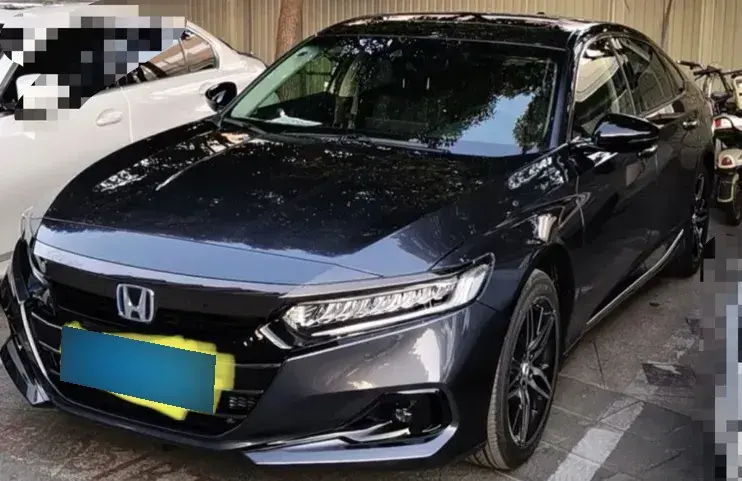 2022 Honda Accord 2.0L 146HP L4 E-CVT Hybrid