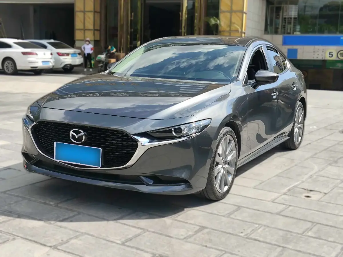 2021 Mazda 3 Axela 2.0L 158HP L4 6AT