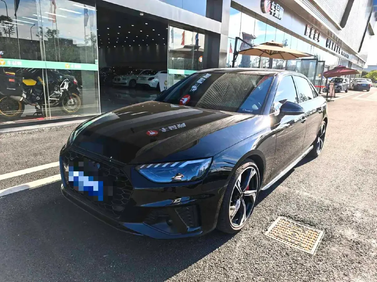 2024 Audi A4L 2.0T 245HP L4 7DCT