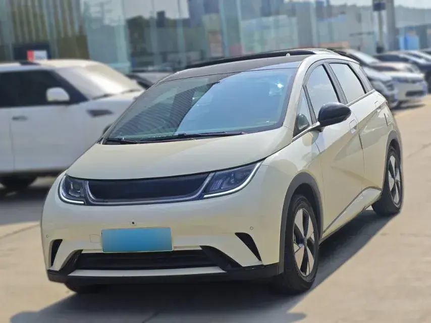 2023 BYD Dolphin BEV 44.928KWH