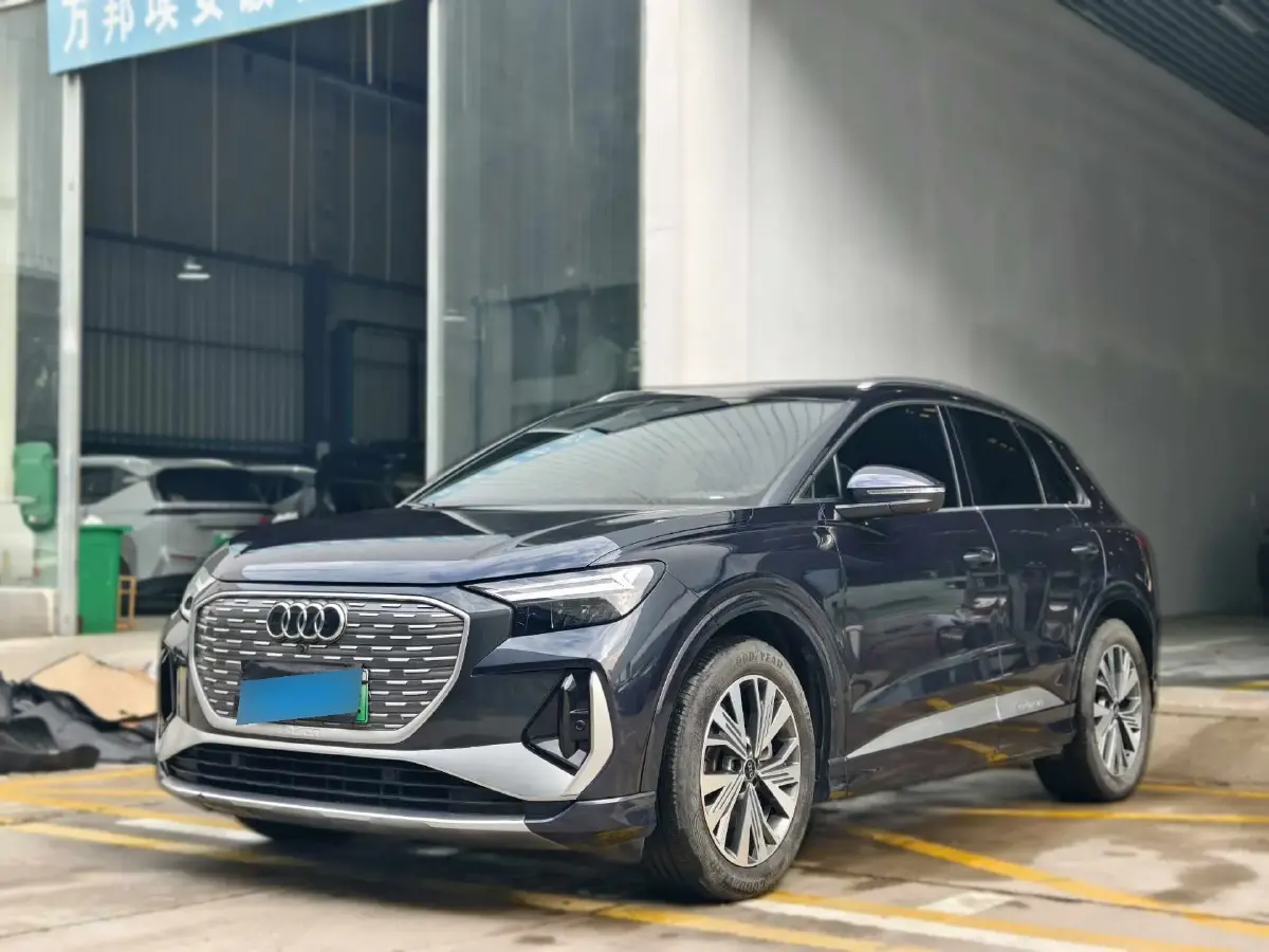 2023 Audi Q4 e-tron BEV 84.8KWH