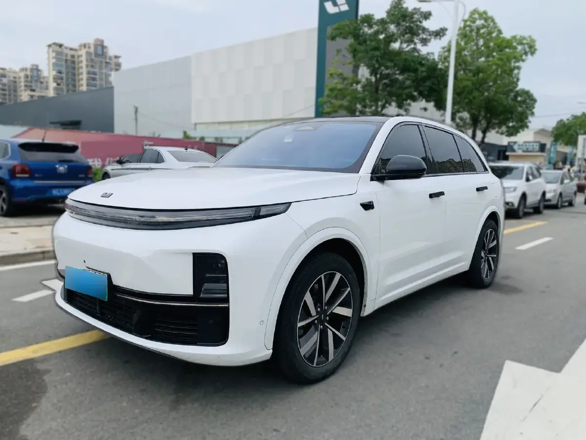 2023 Li L7 Range Extended 154HP REEV 40.9KWH