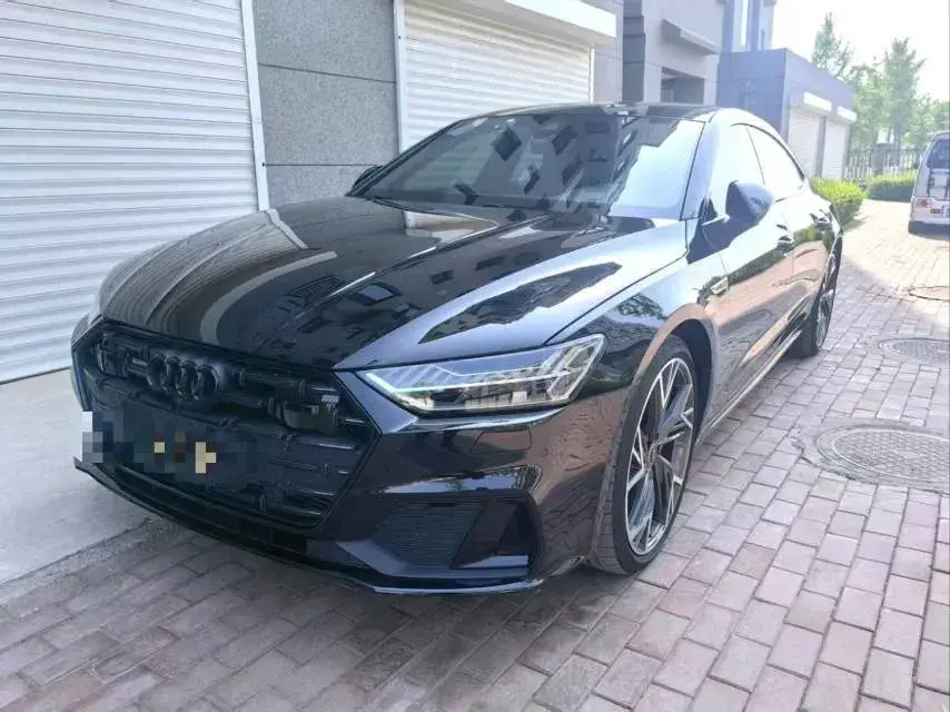 2023 Audi A7L 2.0T 245HP L4 7DCT