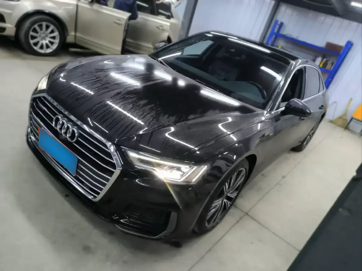 2022 Audi A6L 2.0T 224HP L4 7DCT