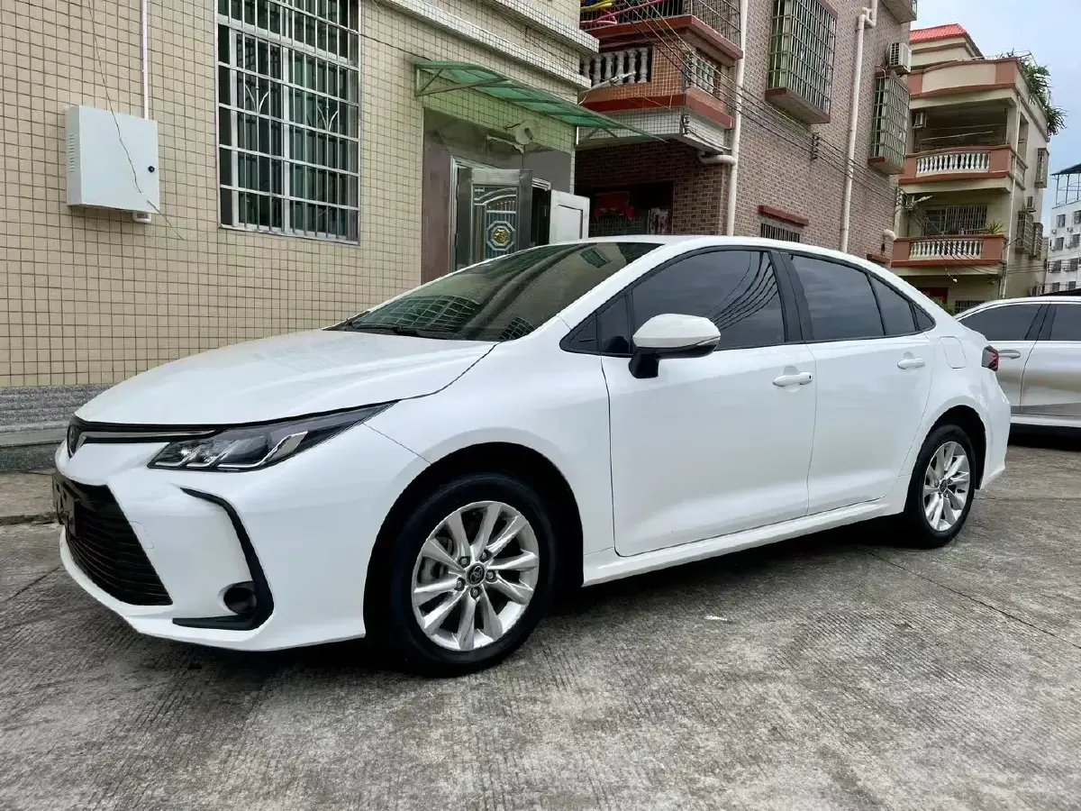 2021 Toyota Corolla 1.2T 116HP L4 CVT