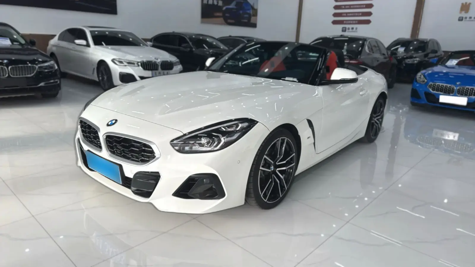 2023 BMW Z4 2.0T 197HP L4 8AT