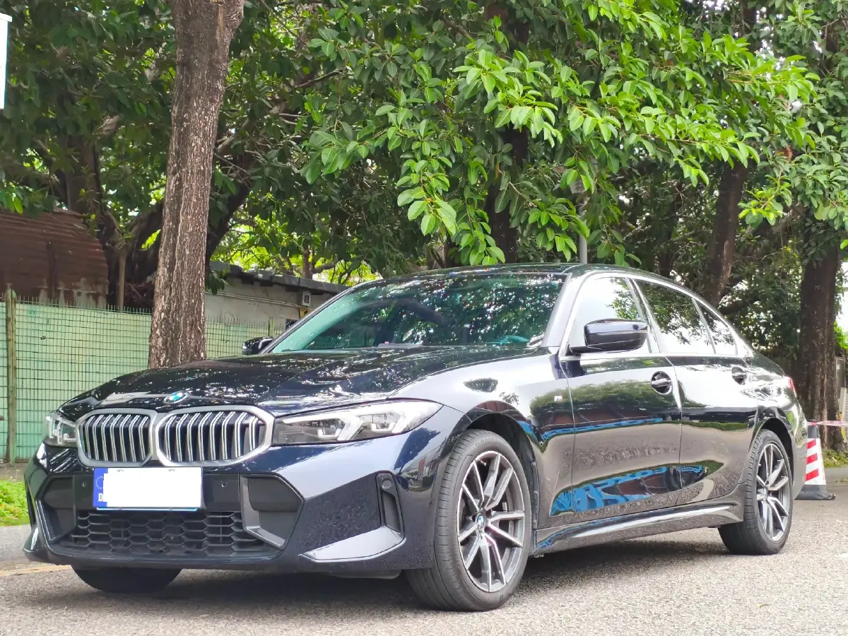 2024 BMW 3 Series 2.0T 156HP L4 8AT