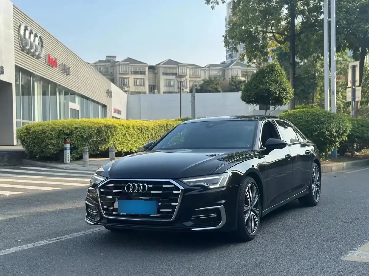 2023 Audi A6L 2.0T 245HP L4 7DCT