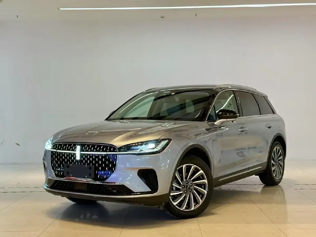 2023 Lincoln Corsair 2.0T 261HP L4 8AT