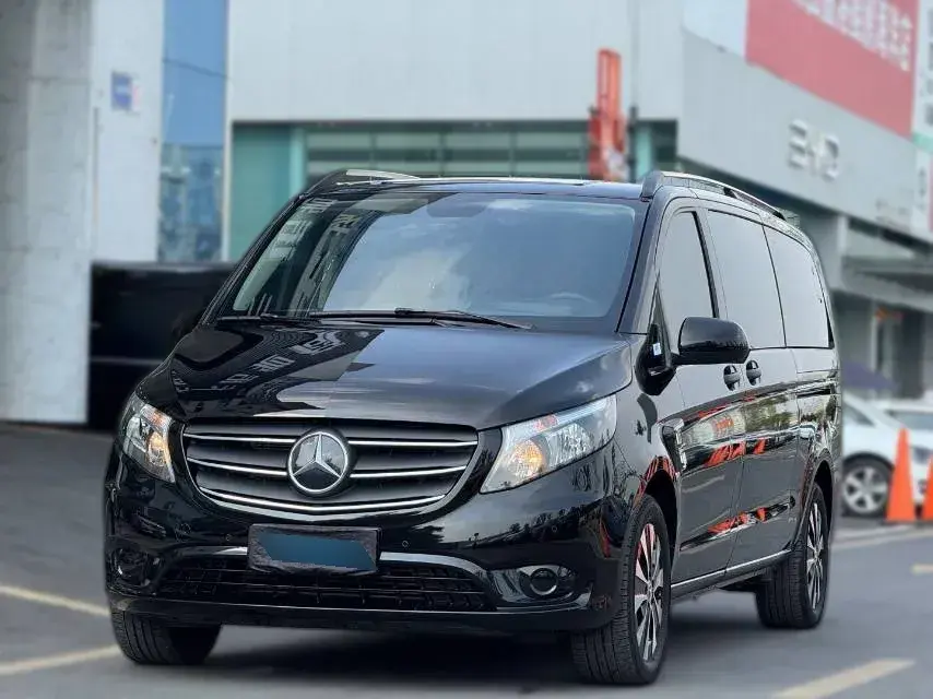 2023 Mercedes-Benz Vito 2.0T 211HP L4 9AT