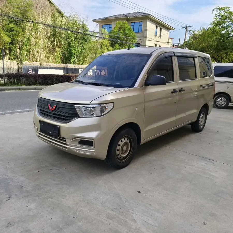 2022 WuLing HongGuang V 1.5L 99HP L4 6MT