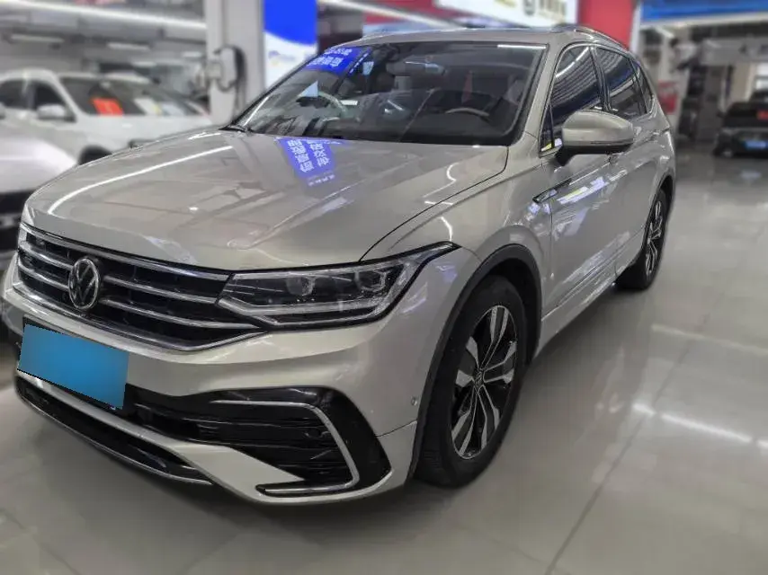 2023 Volkswagen Tiguan L 2.0T 186HP L4 7DCT