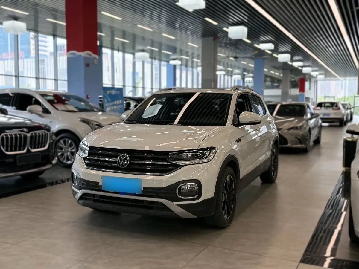 2021 Volkswagen Tacqua 1.5L 113HP L4 6AT