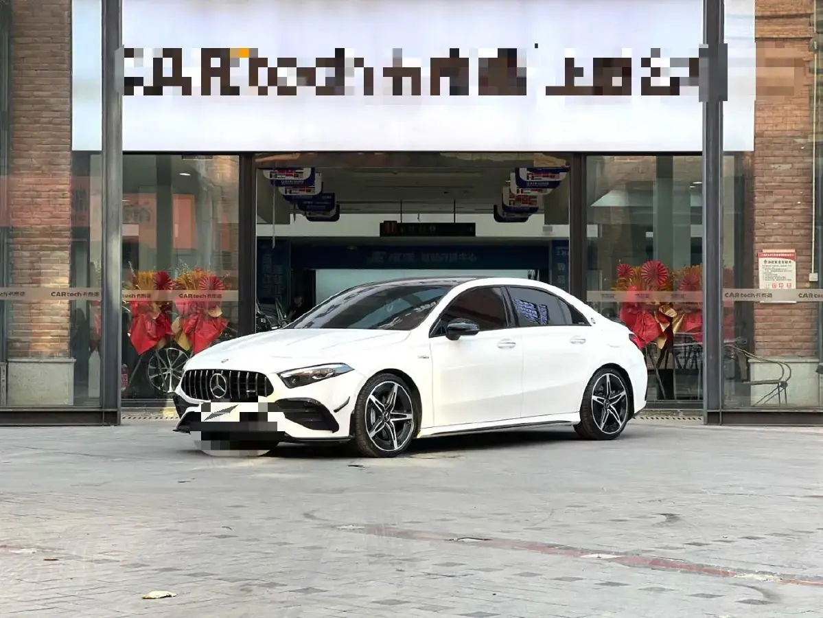 2024 Mercedes-Benz A AMG 2.0T 306HP L4 8DCT