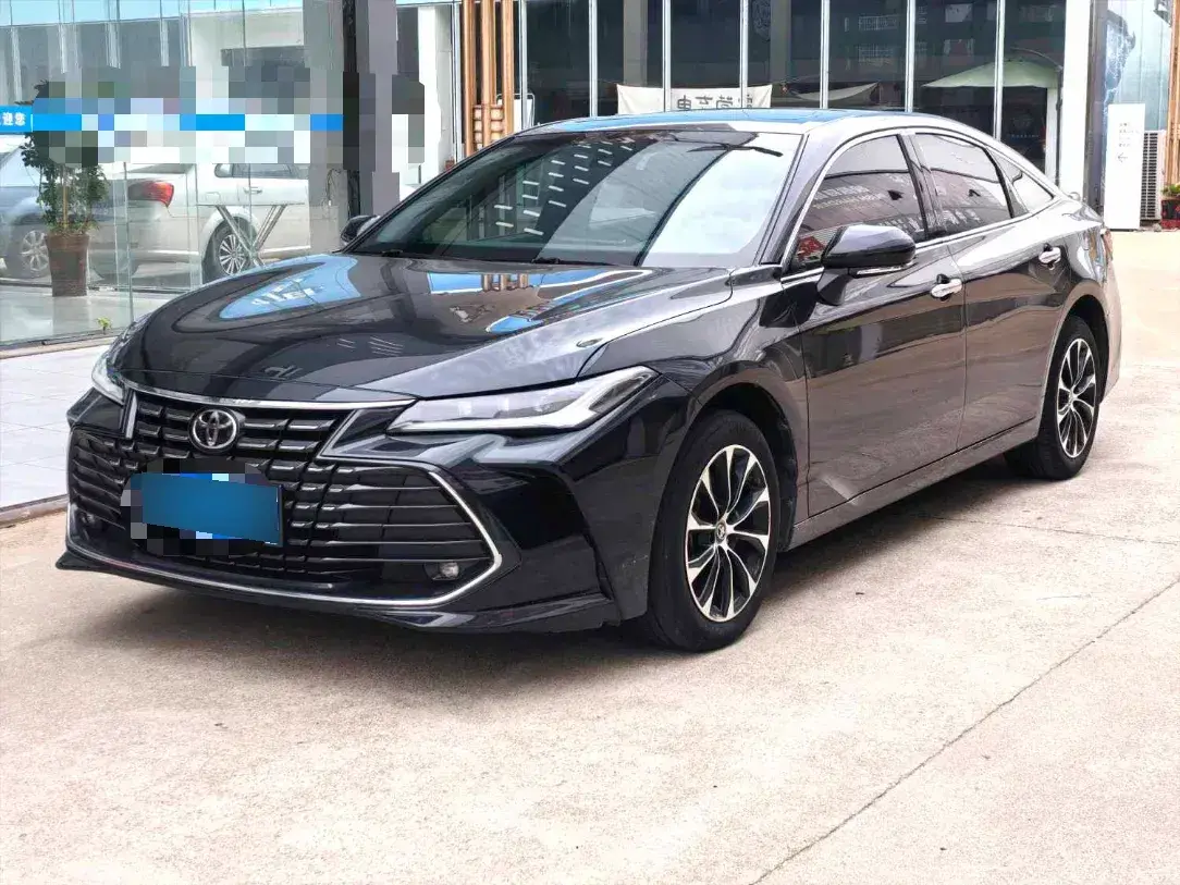 2022 Toyota Avalon 2.5L 209HP L4 8AT