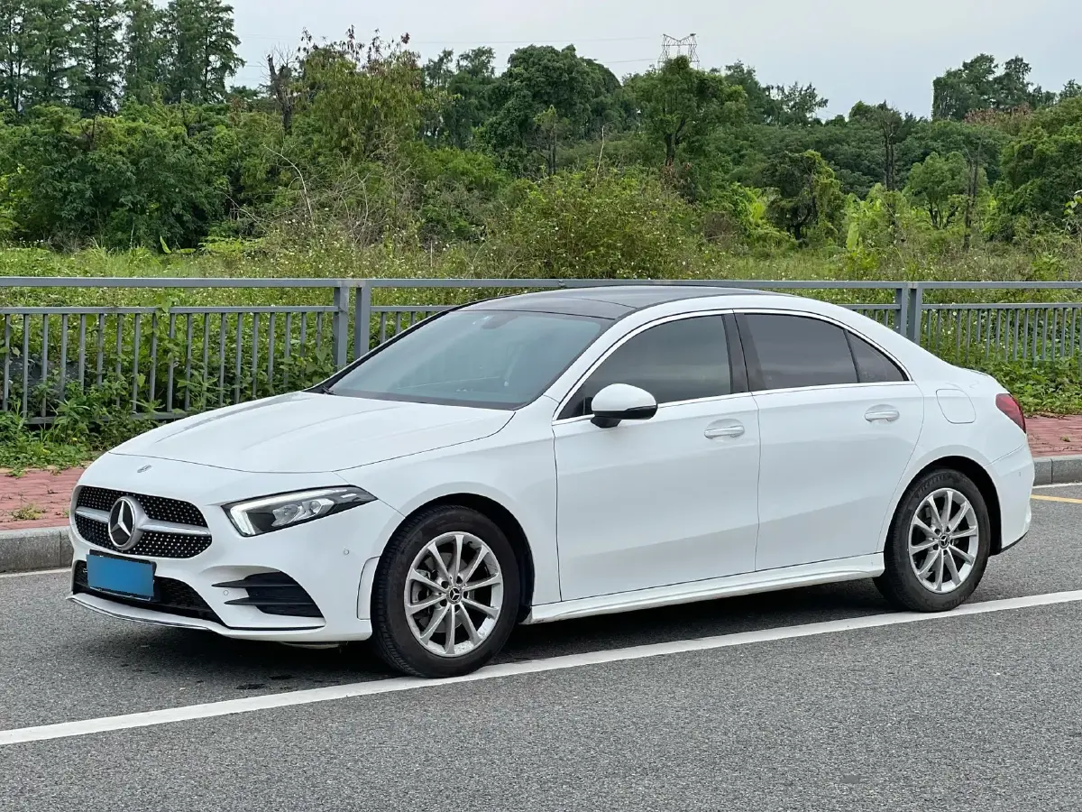 2022 Mercedes-Benz A Class 1.3T 163HP L4 7DCT