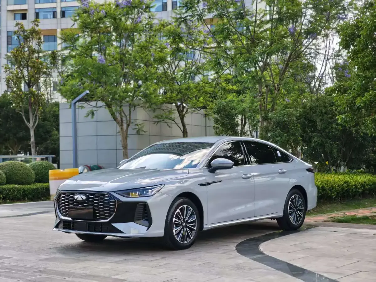 2025 Fulwin FulwinA8L 1.5T 156HP L4 1DHT PHEV 18.67KWH