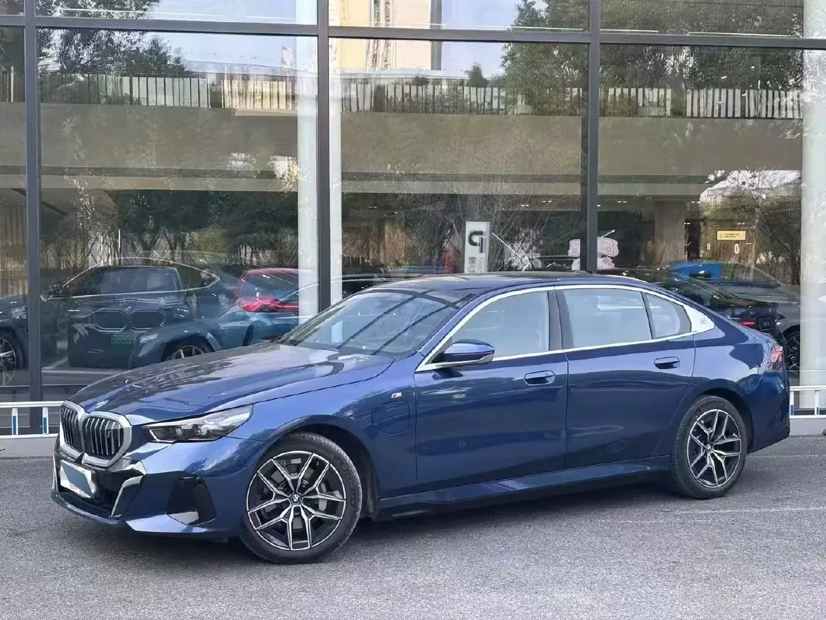 2024 BMW i5 BEV 79.05KWH