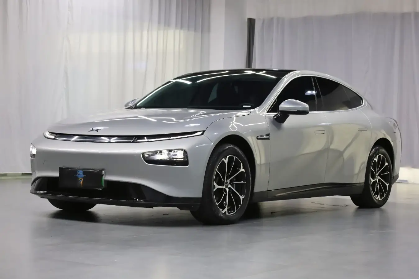 2022 Xpeng P7 BEV 60.2KWH
