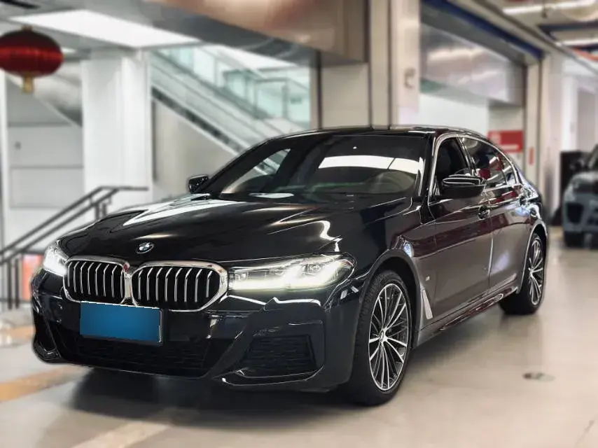 2023 BMW 5 Series 2.0T 245HP L4 8AT