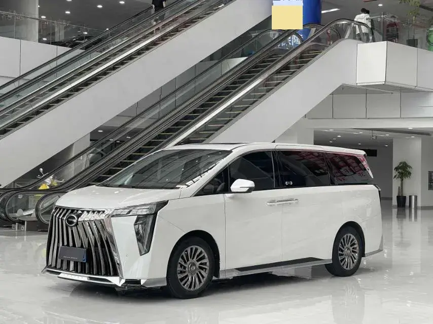 2023 GAC Trumpchi M8 2.0T 252HP L4 8AT