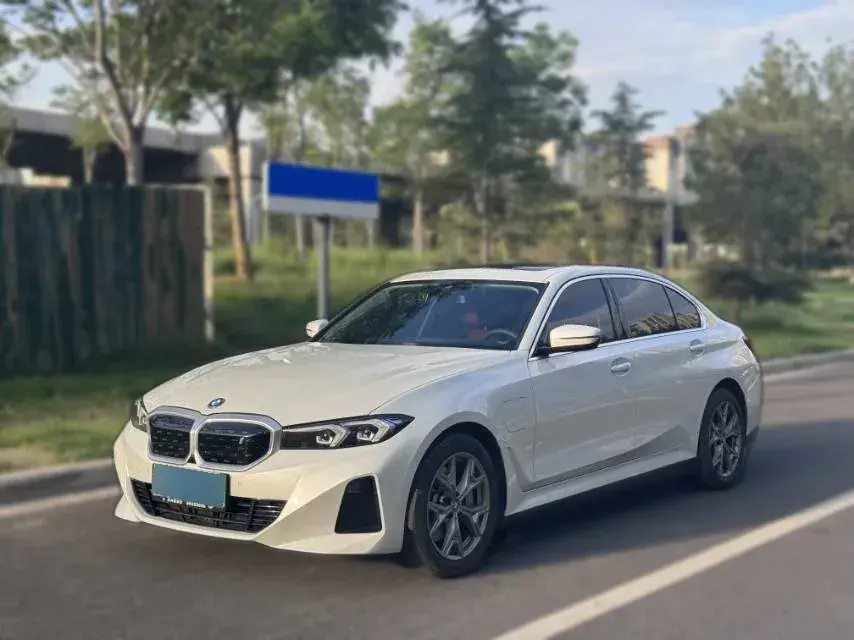 2024 BMW i3 BEV 70KWH