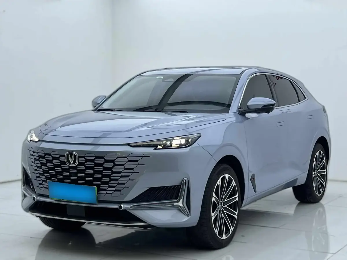 2022 ChangAn UNI-K iDD 1.5T 170HP L4 6TCT PHEV 30.74KWH