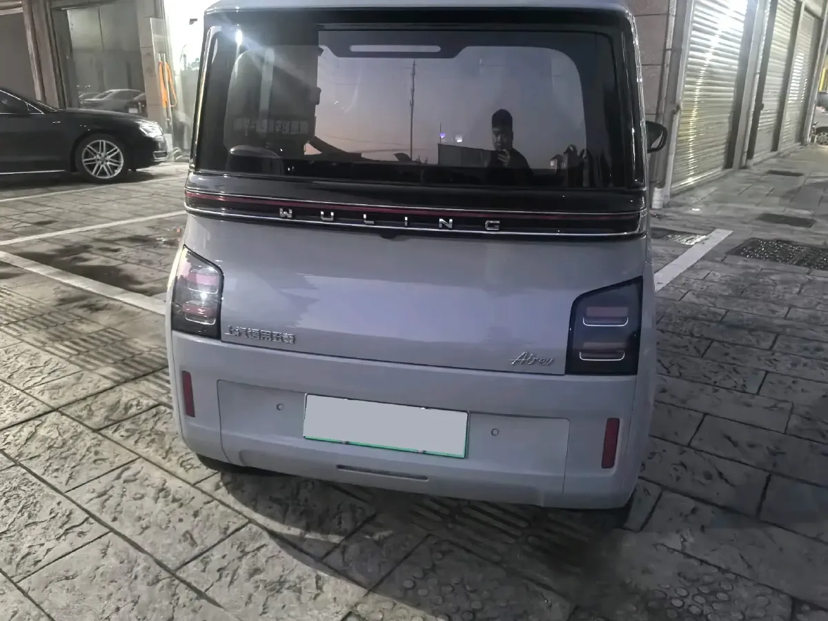 2023 WuLing Air ev BEV 28.4KWH,autocango,china used car exporter,china ev exporter,chinese used car exporter,chinese used ev exporter