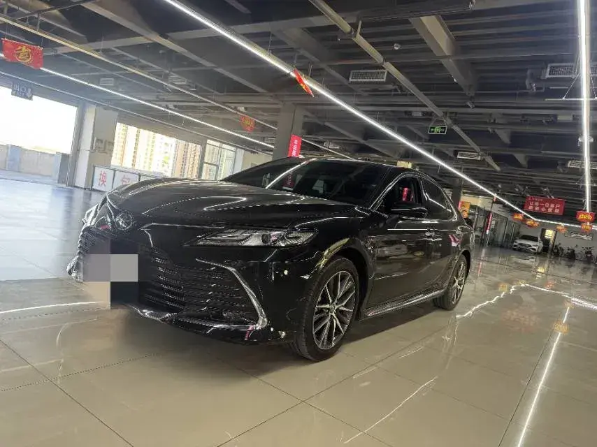 2021 Toyota Camry 2.5L 209HP L4 8AT