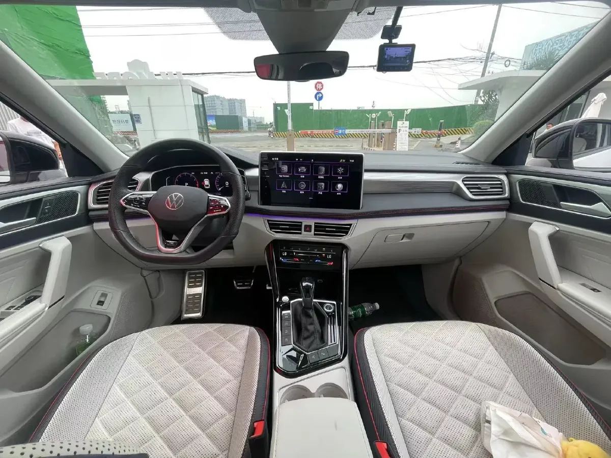 2023 Volkswagen Tayron X 2.0T 186HP L4 7DCT,autocango,china used car exporter,china ev exporter,chinese used car exporter,chinese used ev exporter