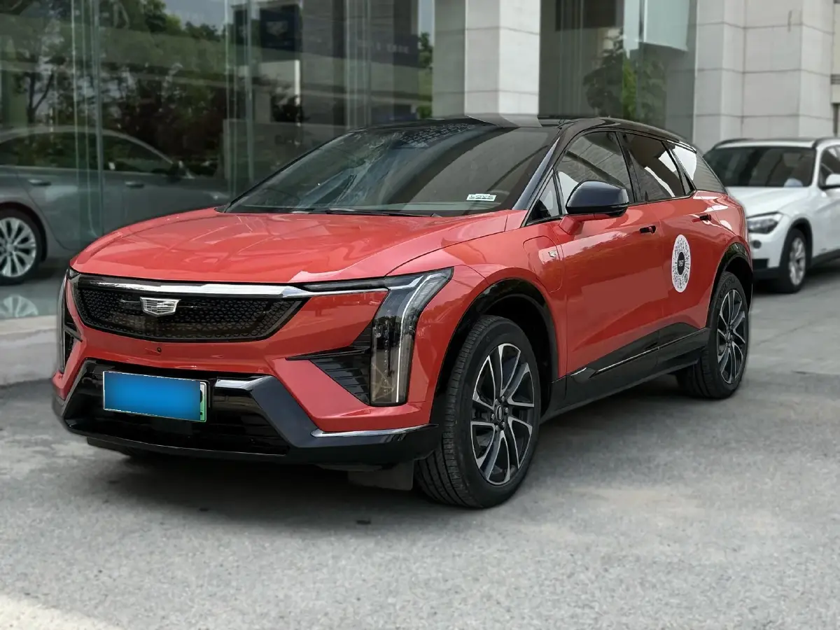 2024 Cadillac OPTIQ BEV 79.7KWH