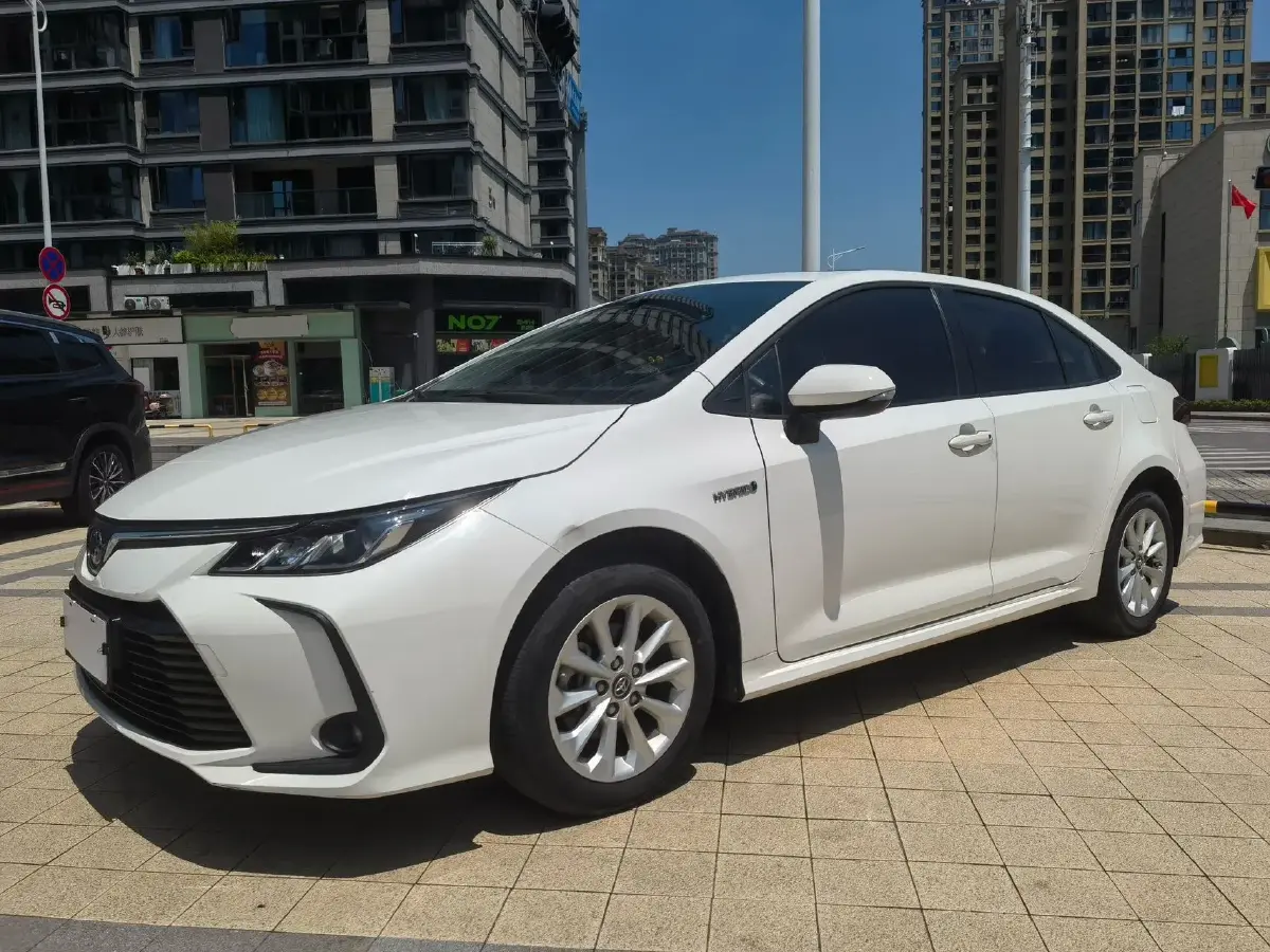2022 Toyota Corolla 1.8L 98HP L4 E-CVT Hybrid