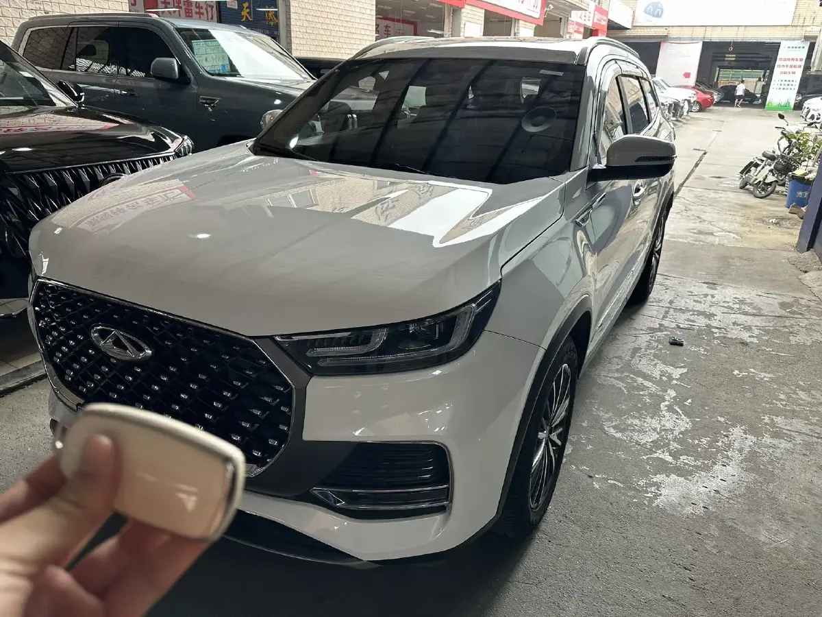 2025 Chery Tiggo 8 Plus 1.6T 197HP L4 7DCT