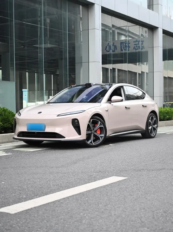 2022 NIO ET5 BEV 75KWH