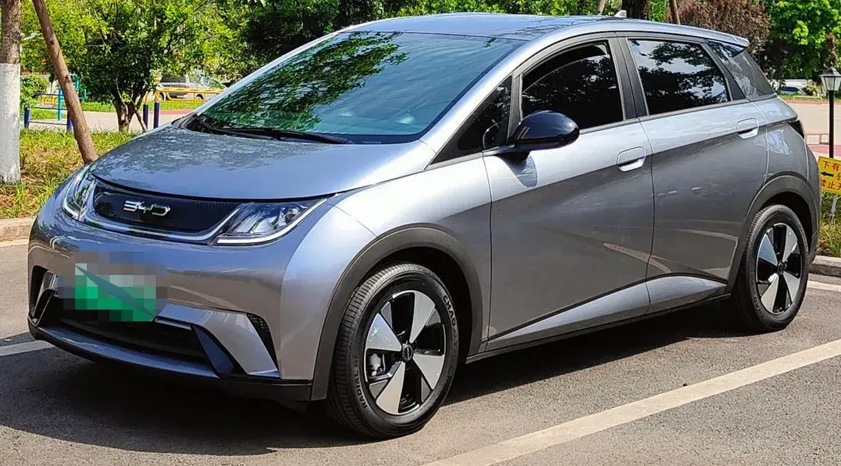 2023 BYD Dolphin BEV 44.928KWH