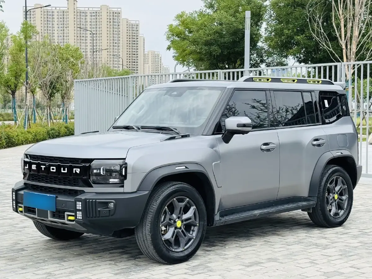 2023 Jetour Traveller 2.0T 254HP L4 7DCT