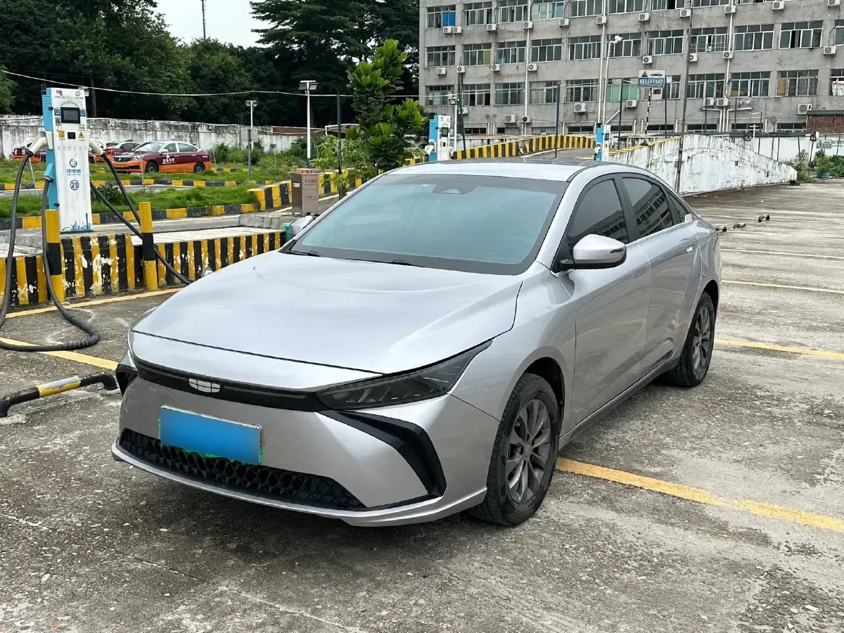 2022 Geometry G6 BEV 70KWH