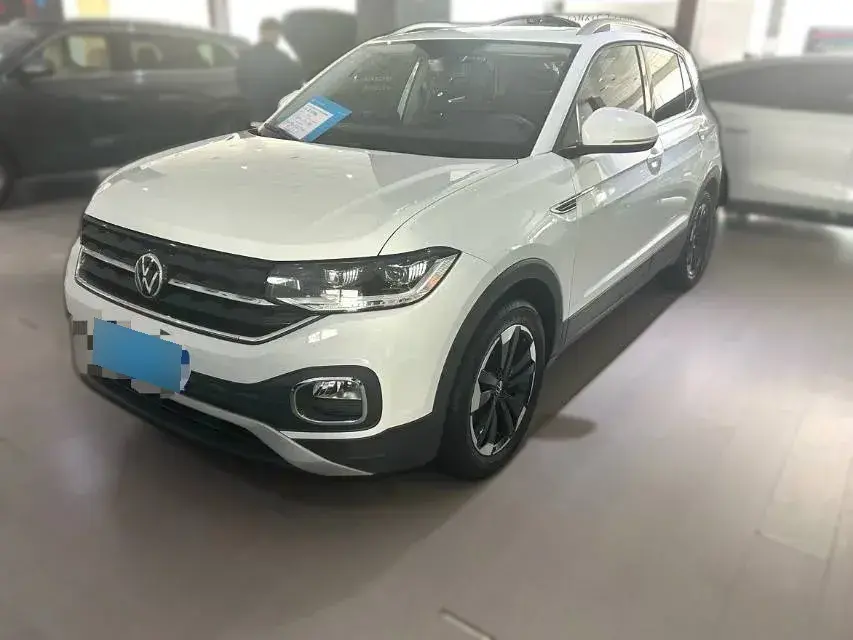 2021 Volkswagen Tacqua 1.2T 116HP L4 7DCT