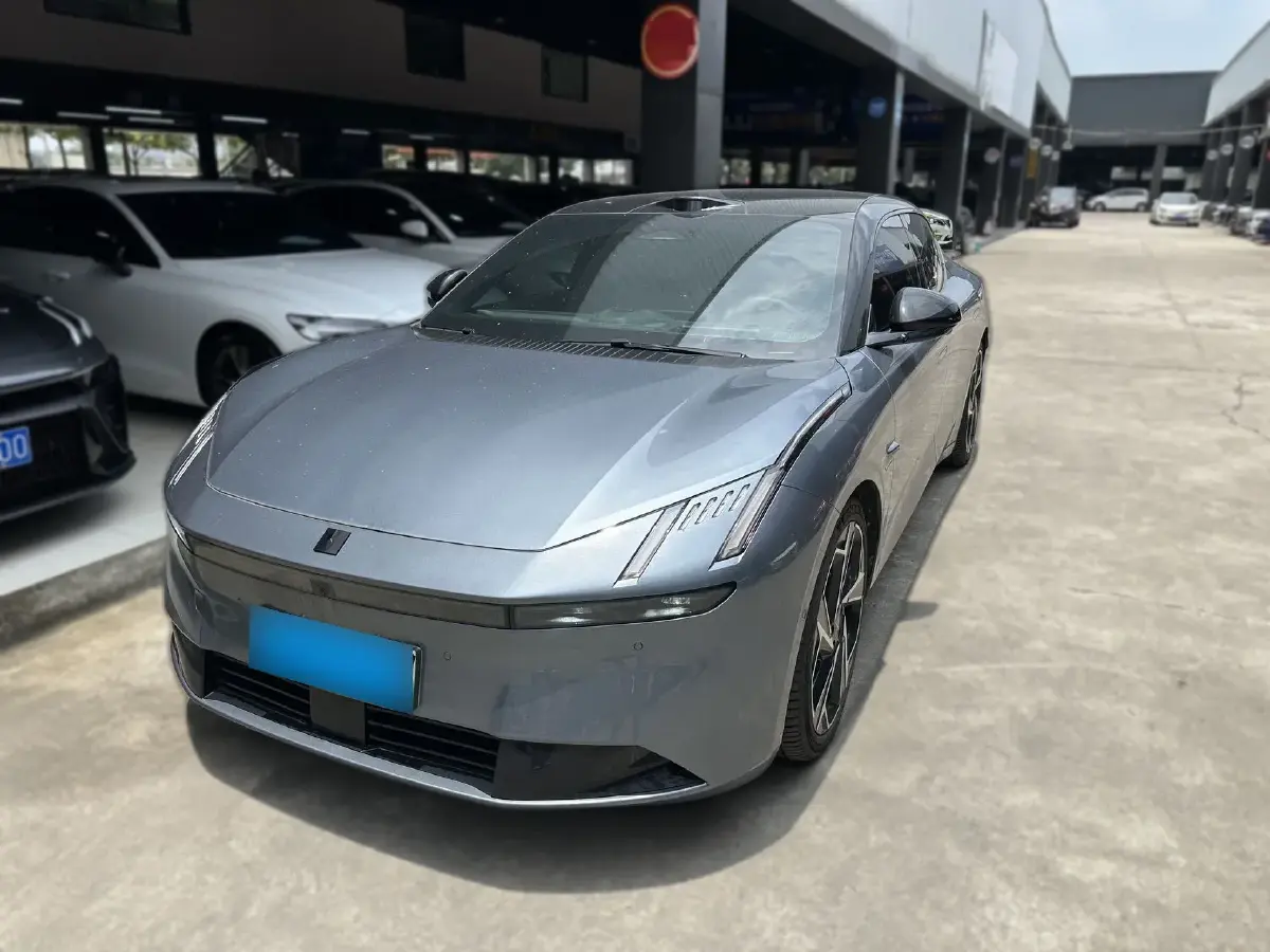 2025 LYNK&CO Z10 BEV 95KWH