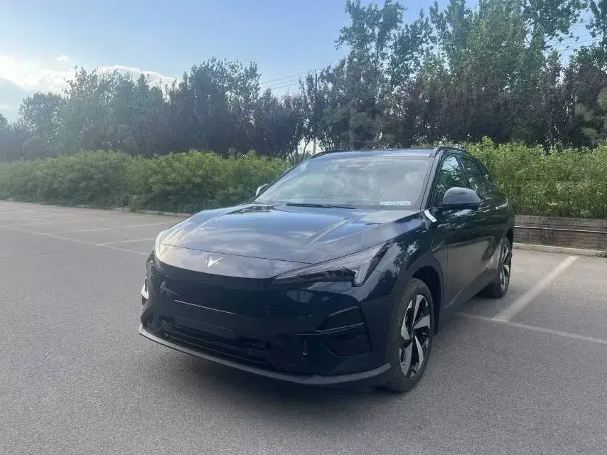 2025 ARCFOX αT5 BEV 65KWH