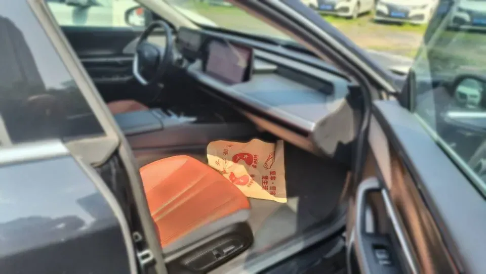 2022 Xpeng P7 BEV 60.2KWH,autocango,china used car exporter,china ev exporter,chinese used car exporter,chinese used ev exporter