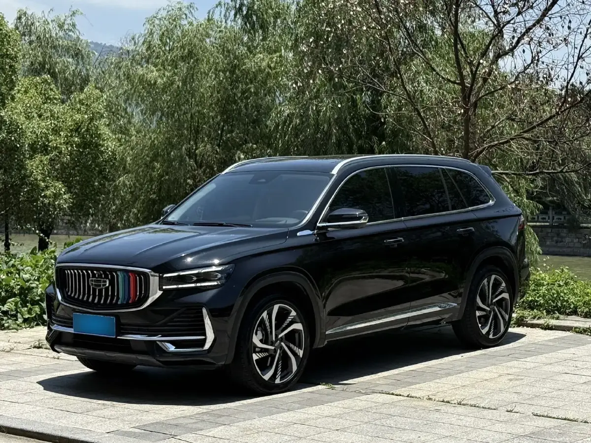 2023 Geely Monjaro 2.0T 238HP L4 8AT