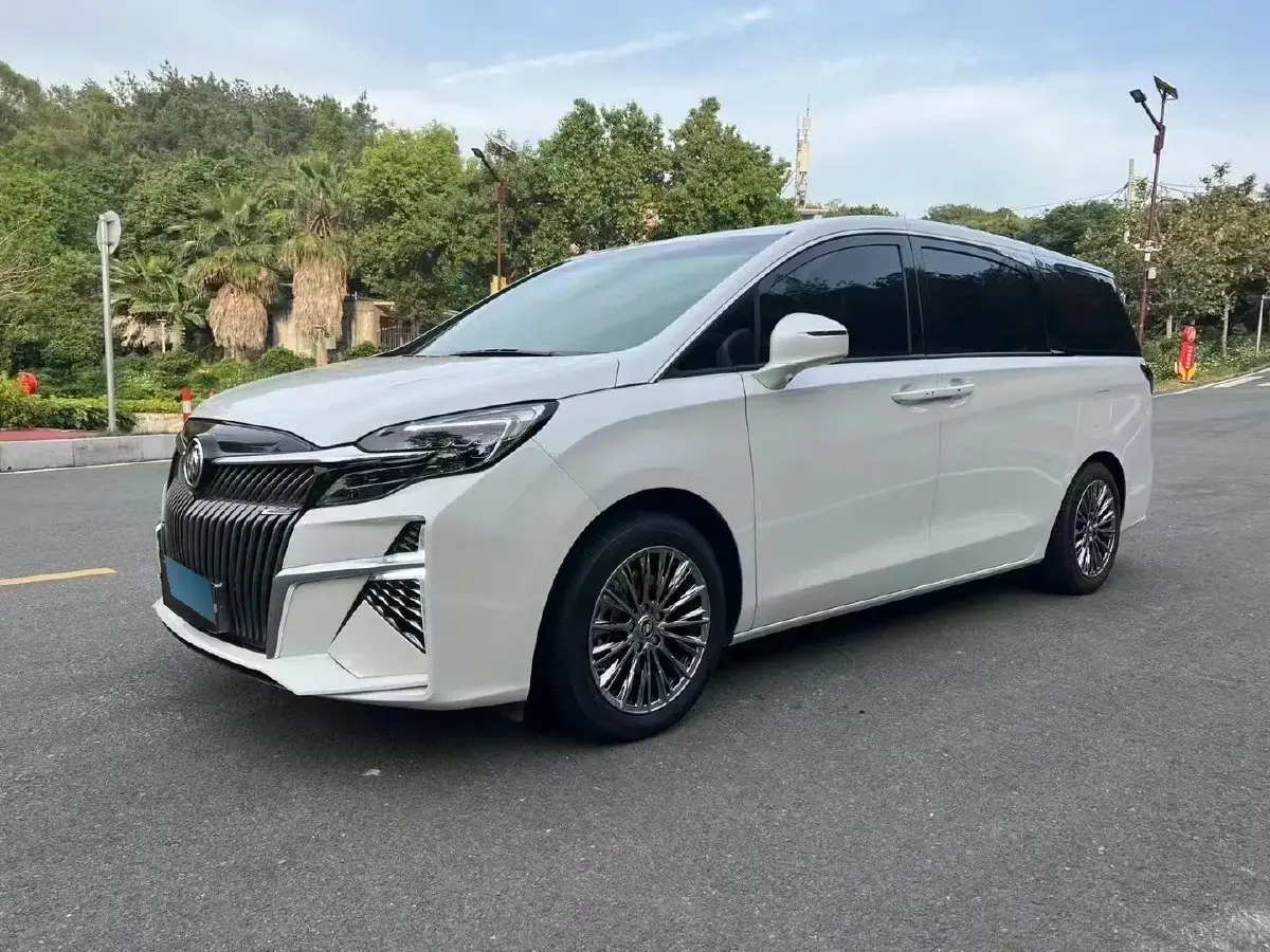 2022 Buick GL8 2.0T 237HP L4 9AT