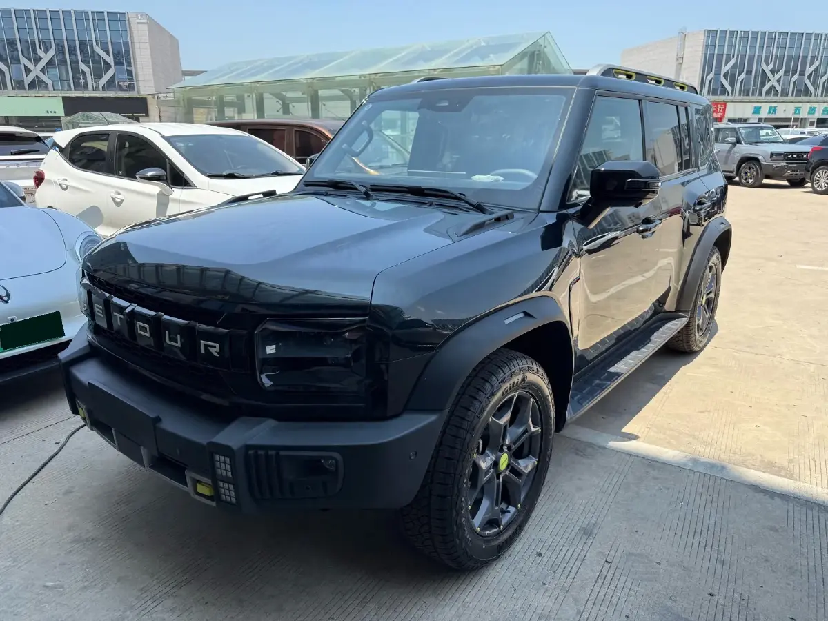 2023 Jetour Traveller 2.0T 254HP L4 7DCT